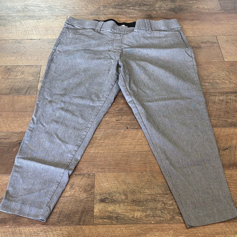 Ankle Cropped Dress Pants